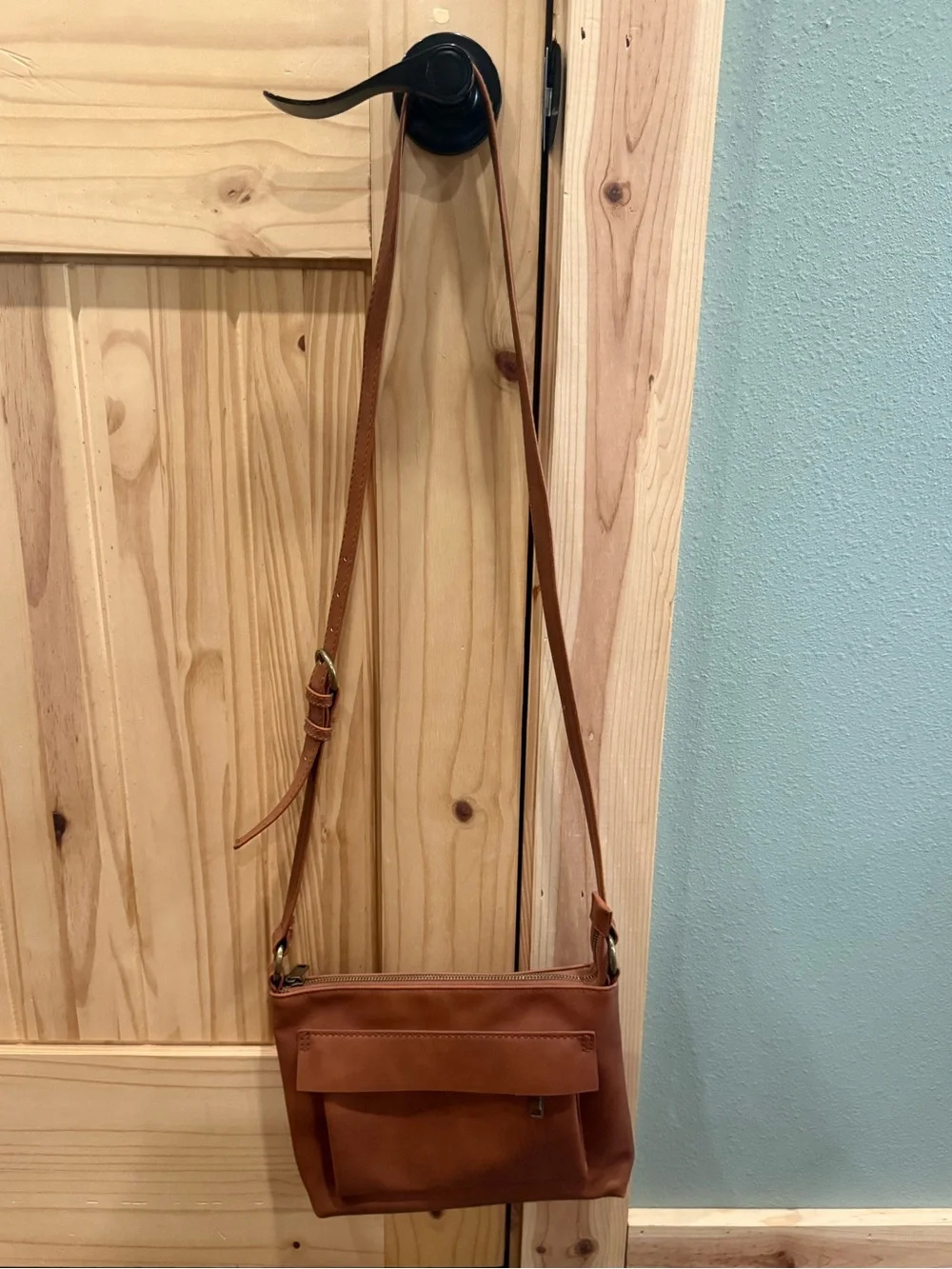 Classic Brown Crossbody Purse